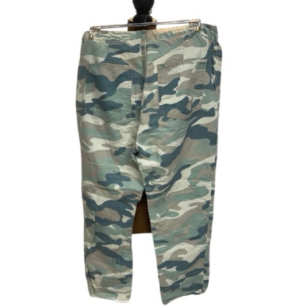 MOTHER Shaker Camo Chop Crop Green and Beige Camouflage Pants 27